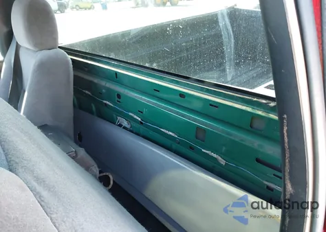 1999 Chevrolet Silverado C1500 from USA, damaged, VIN 1GCEC14T8XZ113191